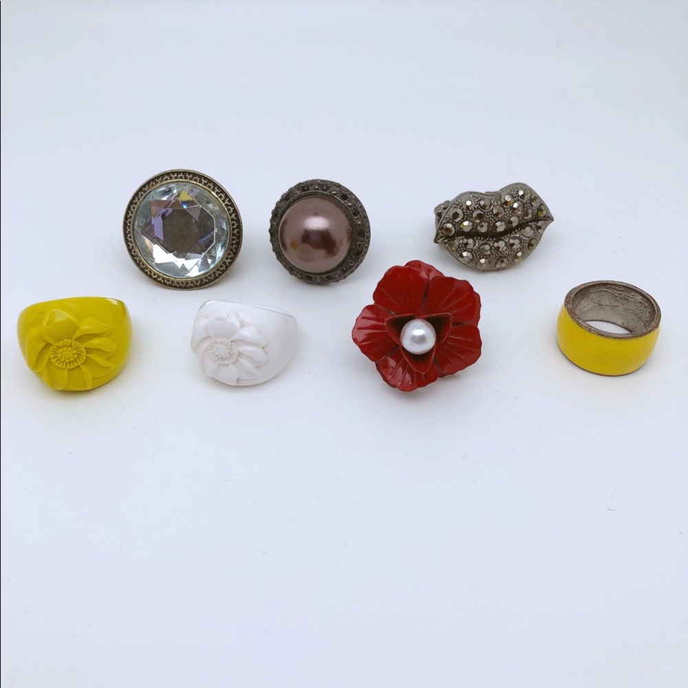 7 Fun Rings - 2 Size 6, 1 Size 7 & 3 Adjustable